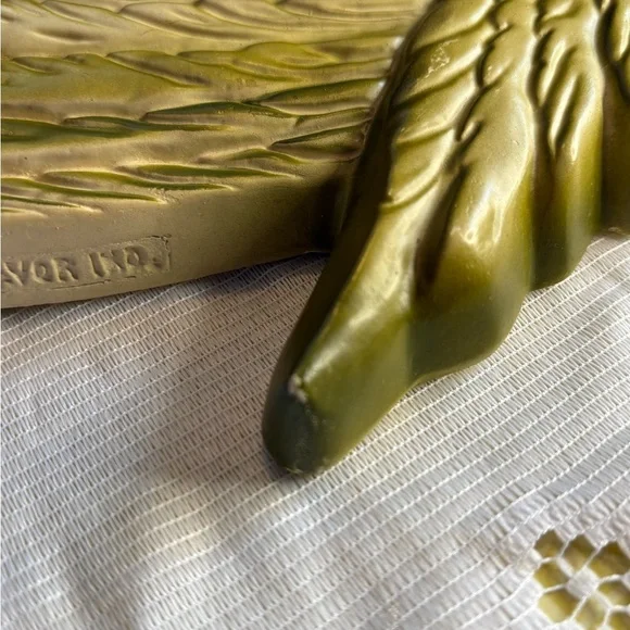 Vintage Bird Wall Decor with Floral Accents - Picture 11 of 12